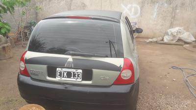 Renault Clio • 2005 • 1,111 km