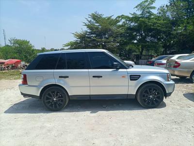 Land Rover Range Rover • 2006 • 100,000 km
