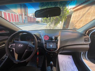 Hyundai Accent • 2016 • 54,600 km