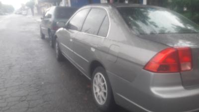 Honda Civic • 2002 • 225,000 km