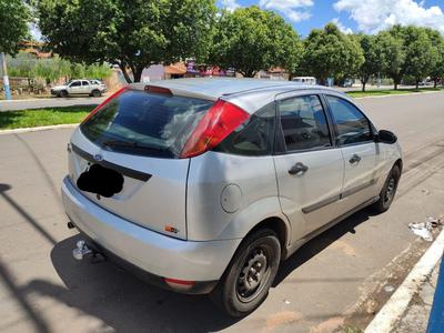 Ford Focus • 2002 • 170,000 km