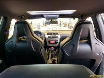 Seat Leon • 2011 • 98,000 km