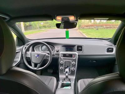 Volvo S60 • 2018 • 52,000 km