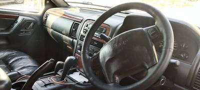 Jeep Cherokee • 2001 • 199,999 km