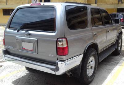 Toyota 4-Runner • 2002 • 373,000 km