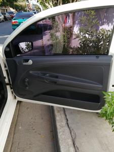 Volkswagen Saveiro • 2014 • 200,000 km