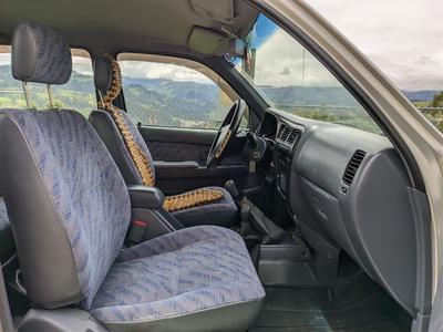 Toyota Hilux • 2005 • 180,000 km