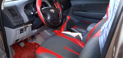 Toyota Hilux • 2008 • 320,000 km