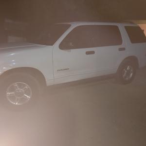 Ford Explorer • 2004 • 108,328 km