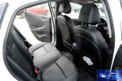 Hyundai Accent • 2017 • 40,000 km