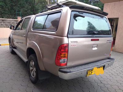 Toyota Hilux • 2014 • 2,000 km