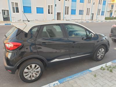 Renault Captur • 2016 • 74,000 km
