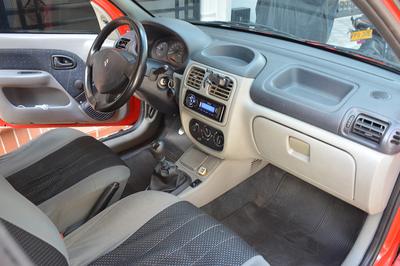 Renault Symbol • 2006 • 223,000 km