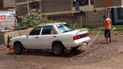 Nissan Sunny • 1997 • 195,000 km