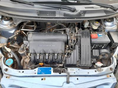 Honda Jazz • 2004 • 7,583 km