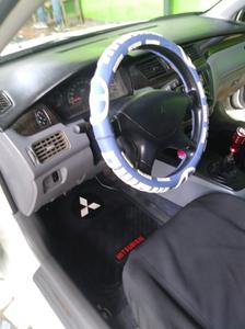 Mitsubishi Lancer • 2005 • 250,000 km