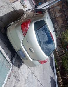 Nissan Tiida • 2009 • 190,000 km