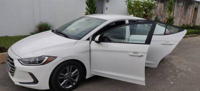 Hyundai Elantra • 2016 • 60,000 km