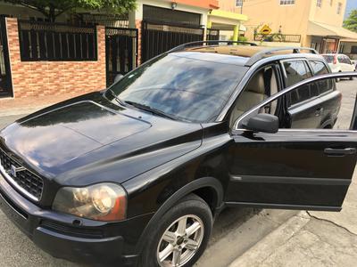 Volvo XC90 • 2003 • 200,000 km