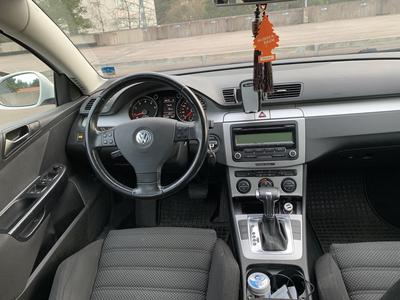Volkswagen Passat Variant • 2009 • 25,200 km