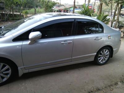 Honda Civic • 2008 • 110,100 km