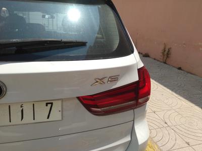 BMW X5 • 2015 • 85,000 km