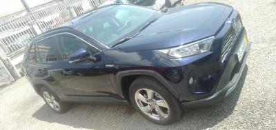 Toyota RAV4 • 2020 • 4,500 km