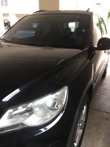 Volkswagen Tiguan • 2011 • 102,000 km