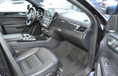 Mercedes-Benz GLE • 2016 • 1,014 km