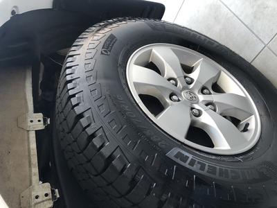 Toyota Hilux • 2015 • 227,000 km