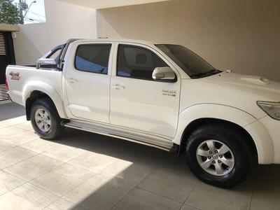 Toyota Hilux • 2015 • 227,000 km
