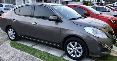 Nissan Versa • 2014 • 85,000 km