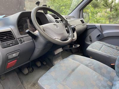 Mercedes-Benz 100 D • 2002 • 307,997 km