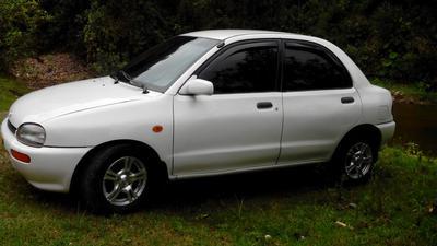 Mazda 121 • 1998 • 30,000 km