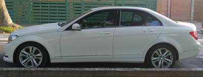 Mercedes-Benz C • 2012 • 77,000 km