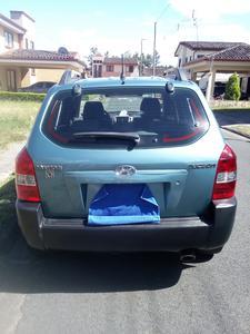 Hyundai Tucson • 2007 • 121,000 km