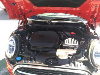 MINI Cooper S • 2019 • 2,071 km