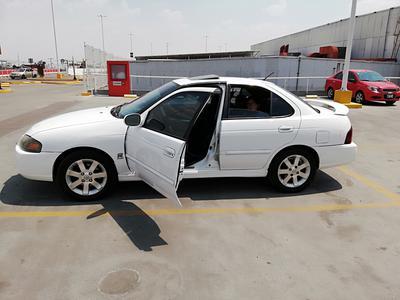 Nissan Sentra se-r • 2006 • 160,000 km
