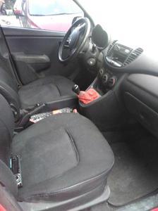 Hyundai i10 • 2012 • 129,000 km