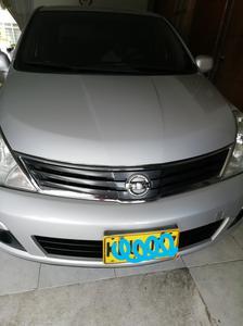 Nissan Tiida • 2012 • 132 km