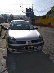 Renault Symbol • 2005 • 214,000 km