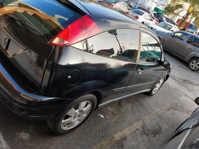 Ford Focus • 2001 • 150,000 km
