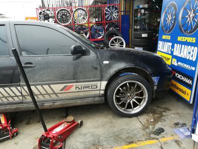 Volkswagen Bora • 2005 • 120,000 km