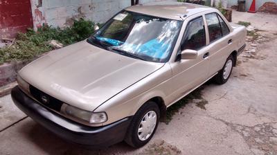 Nissan Sentra v16 • 2011 • 215,300 km