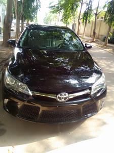 Toyota Camry • 2015 • 220 km