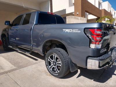 Toyota Tundra • 2008 • 100,000 km