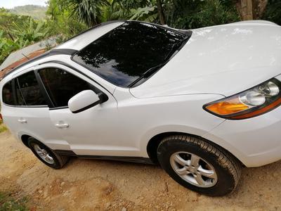 Hyundai Santa Fe • 2008 • 114,352 km