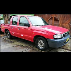 Mazda B2500 • 2002 • 270,000 km