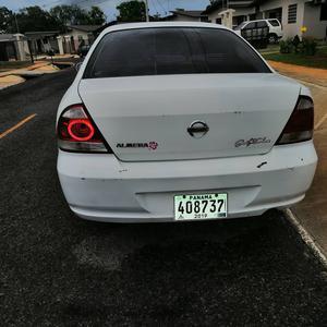 Nissan Almera • 2007 • 300,000 km