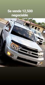 Toyota 4 Runner Limited • 2005 • 104,350 km